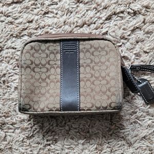 Coach change wallet